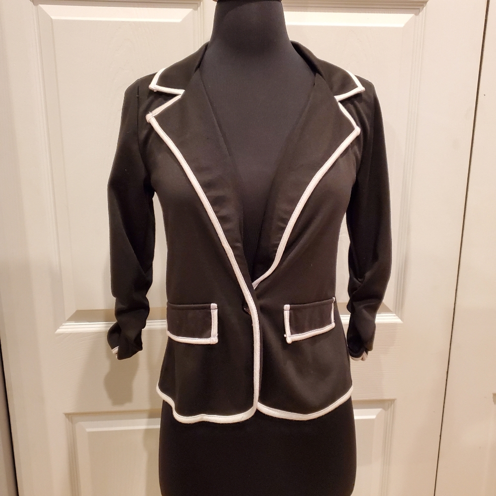 Black Blazer White Trim